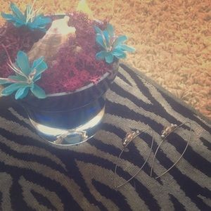 🦋2/$6🦋 Costume Earrings